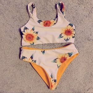 ⚡️(2/$15) SHEIN Reversible Two Piece Swimsuit 2T